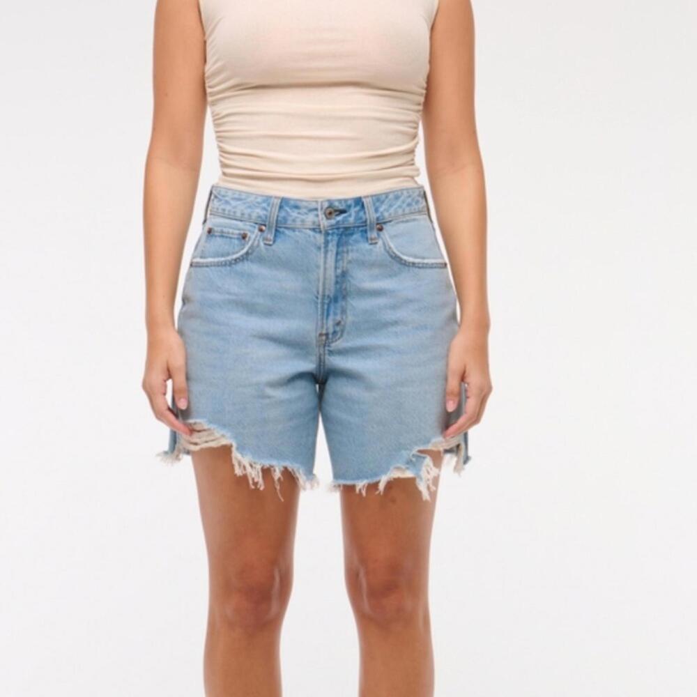 Abercrombie & Fitch Curve Love High Rise Loose Short Size 27 - Picture 5 of 7